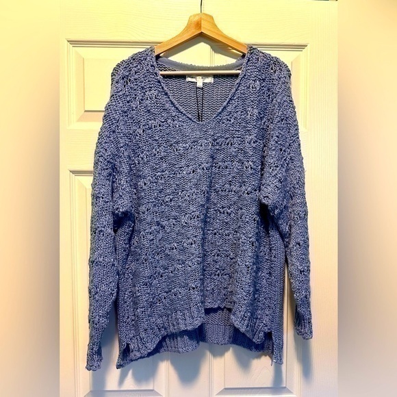 Sweaters - Chelsea & Theodore knit sweater
